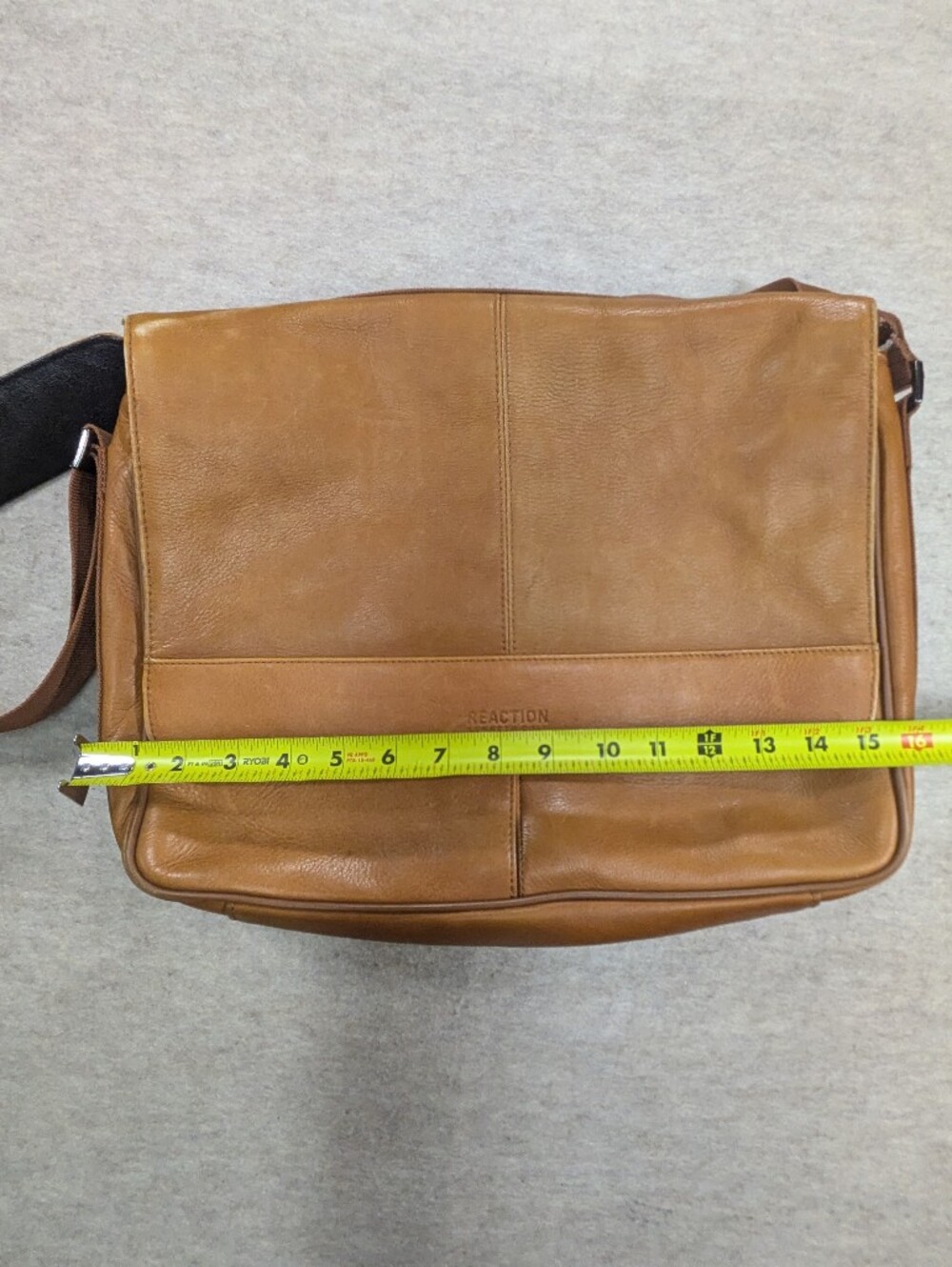 Kenneth Cole Leather Messenger Bag Briefcase Natural Tan Crossbody Work Laptop - Picture 14 of 16